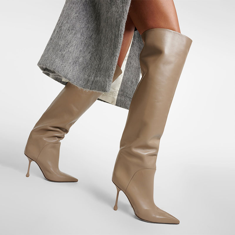 Styling Knee High Heeled Boots for Every Occasion