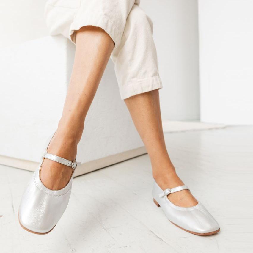 metallic mary jane shoes
